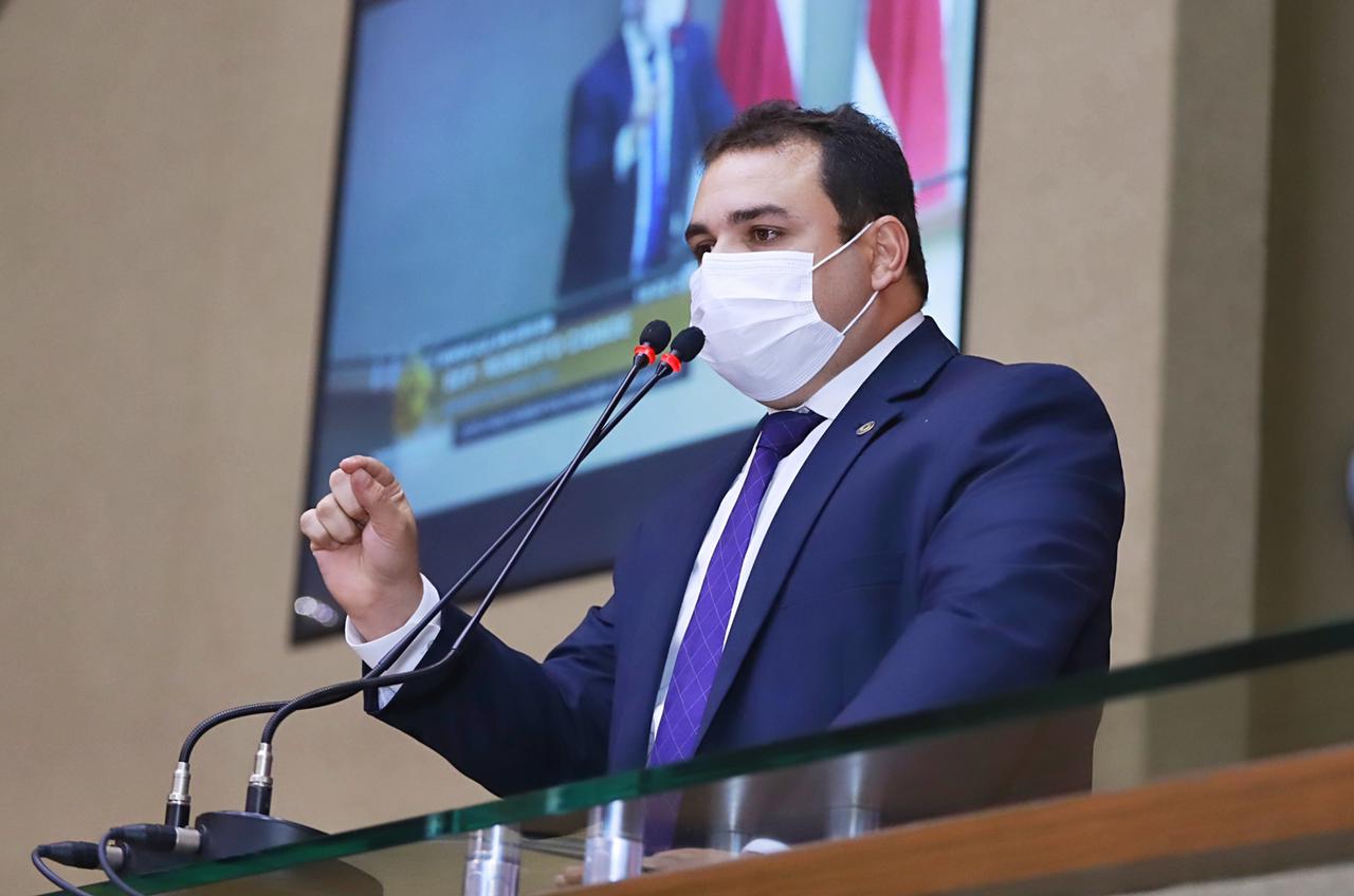 Roberto Cidade enviará manifesto a Bolsonaro para que não haja redução de imposto do Polo de Bicicletas