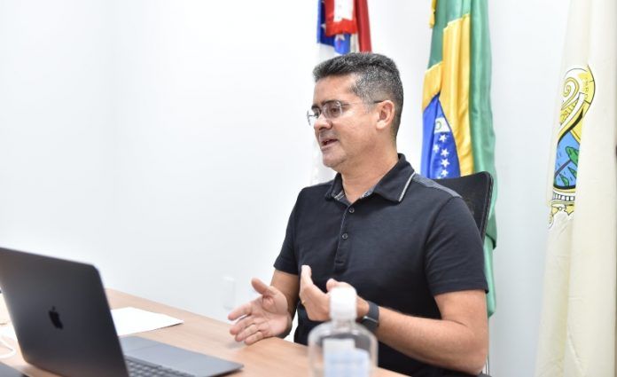 “Precisamos encontrar um caminho para atrair mais investimentos”, disse o prefeito, sobre a zona franca