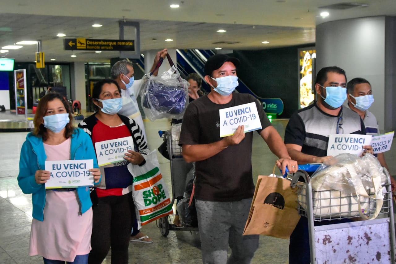Recuperados da Covid-19: mais oito pacientes retornam a Manaus