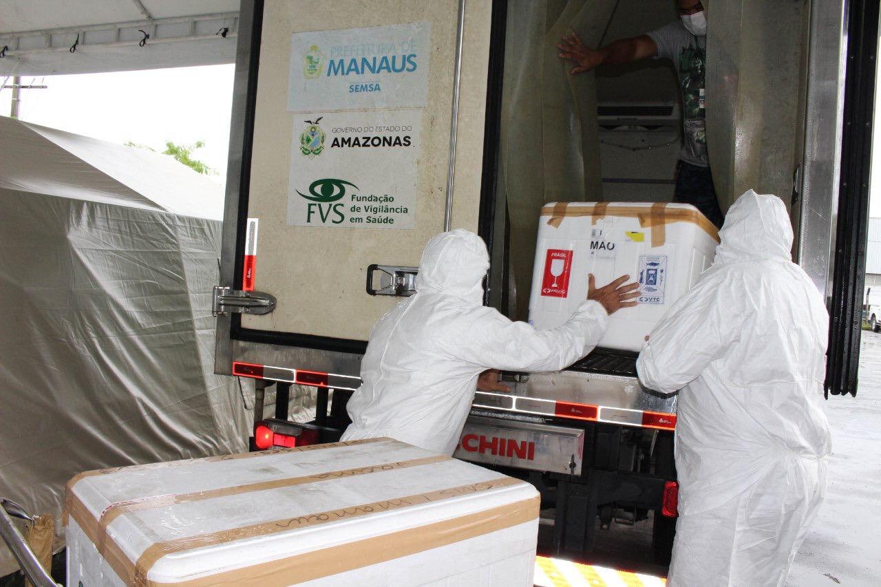 Governo entrega terceira remessa de vacinas contra a Covid-19 para a Prefeitura de Manaus