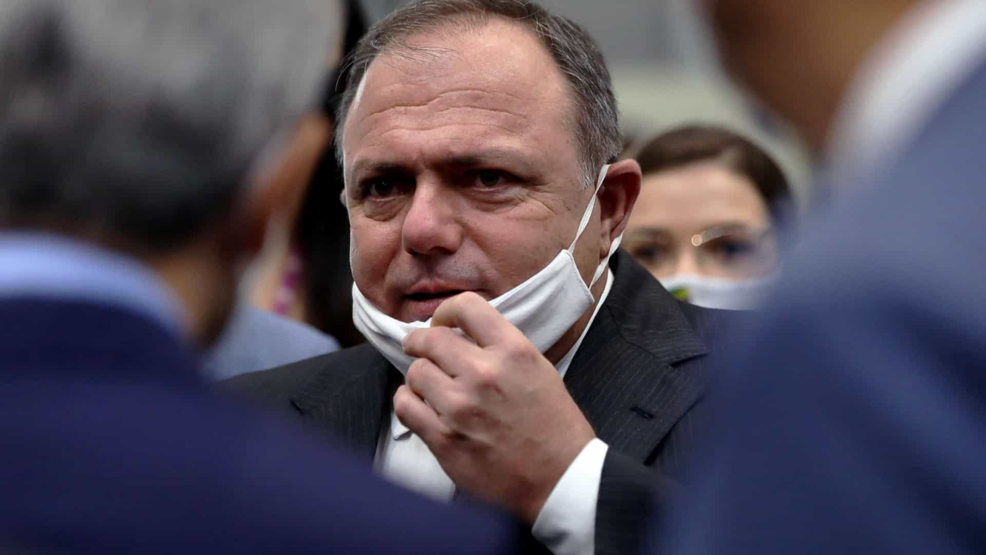 Confederação Nacional de Municípios pede troca do ministro Pazuello