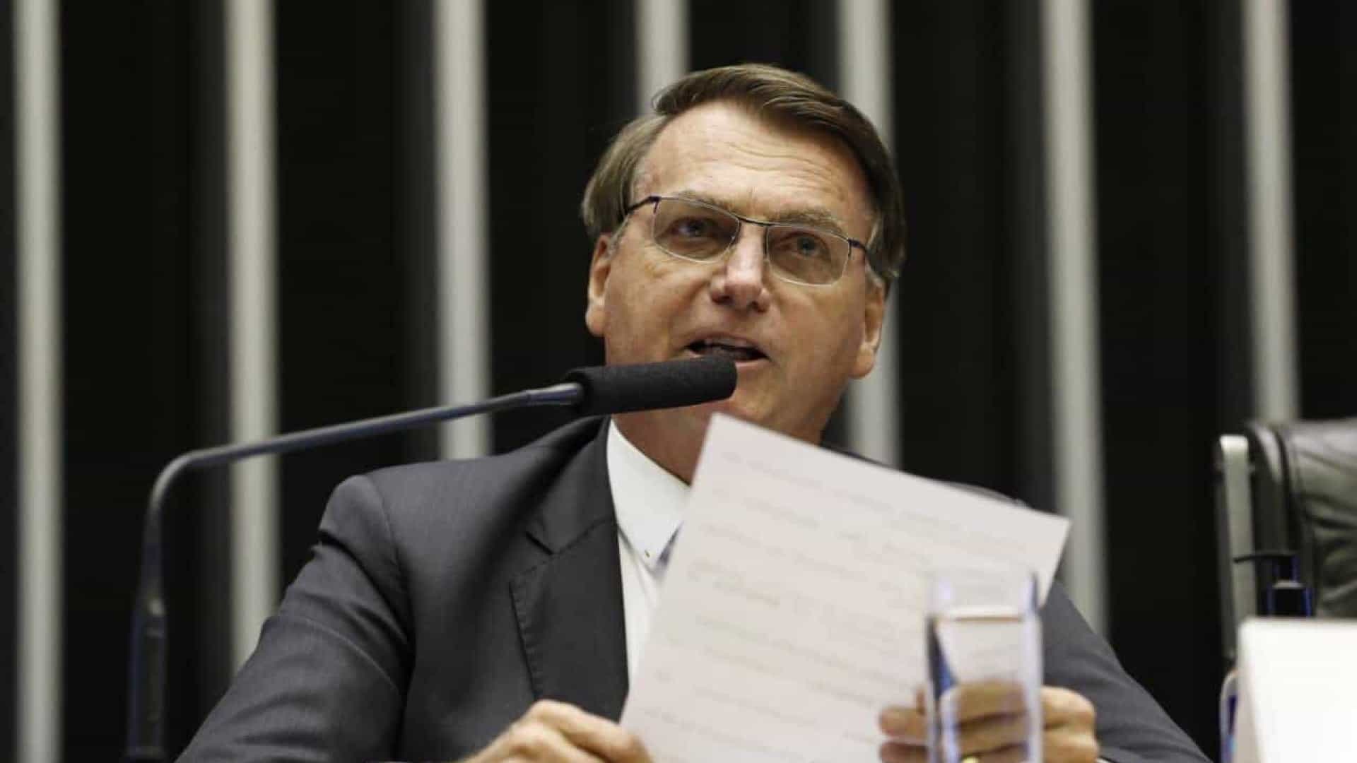Bolsonaro se irrita com comentário na internet e manda PF investigar seguidor