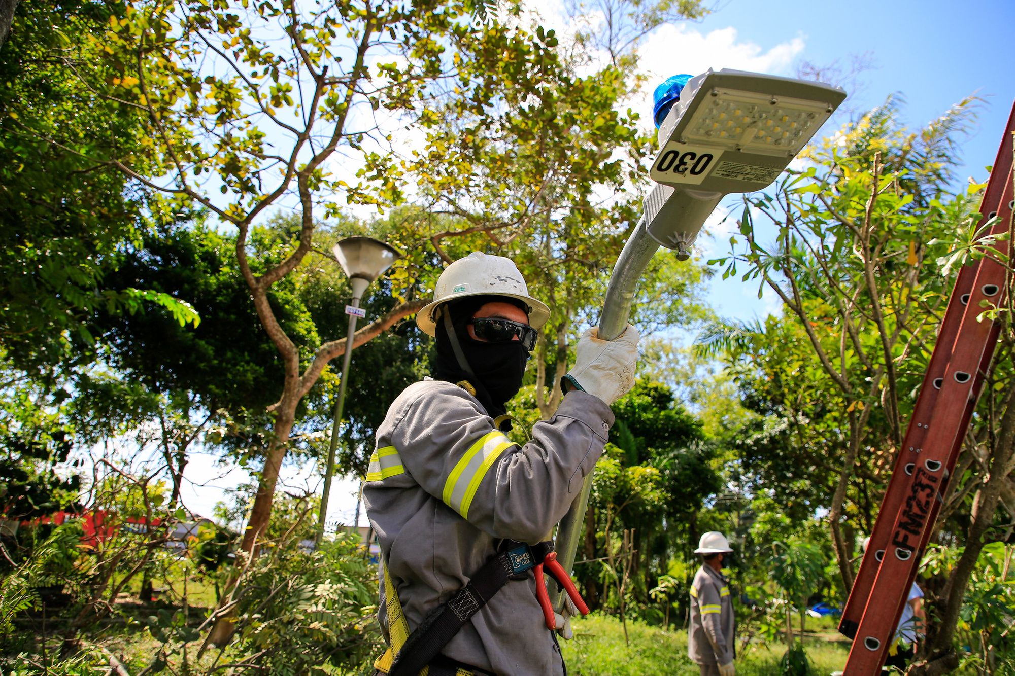 Prefeitura conclui 60% do programa ‘Ilumina Manaus’ em apenas dois meses