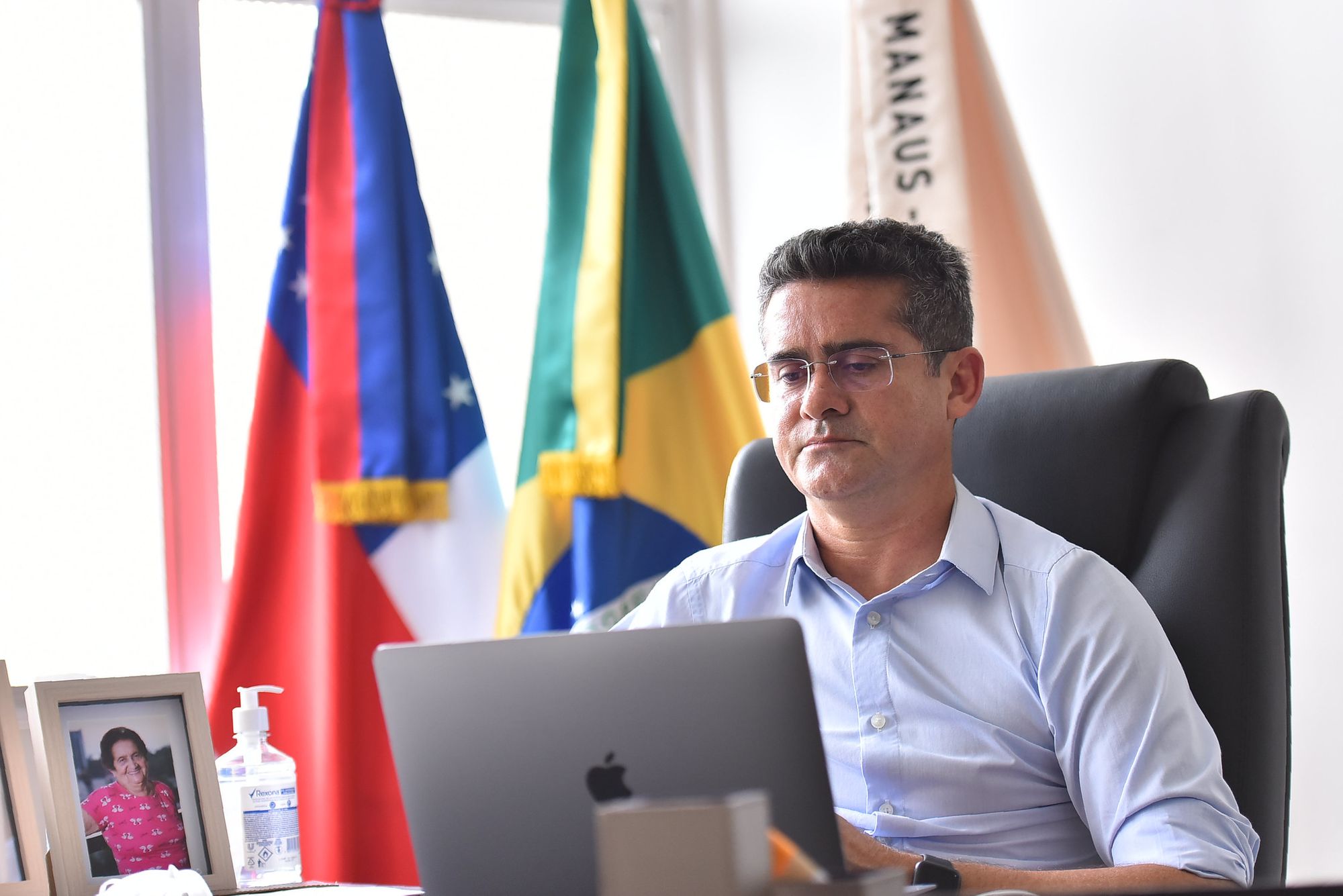 “Estamos trabalhando com a ciência”, diz David Almeida, após Manaus se tornar referência nacional no combate à Covid-19