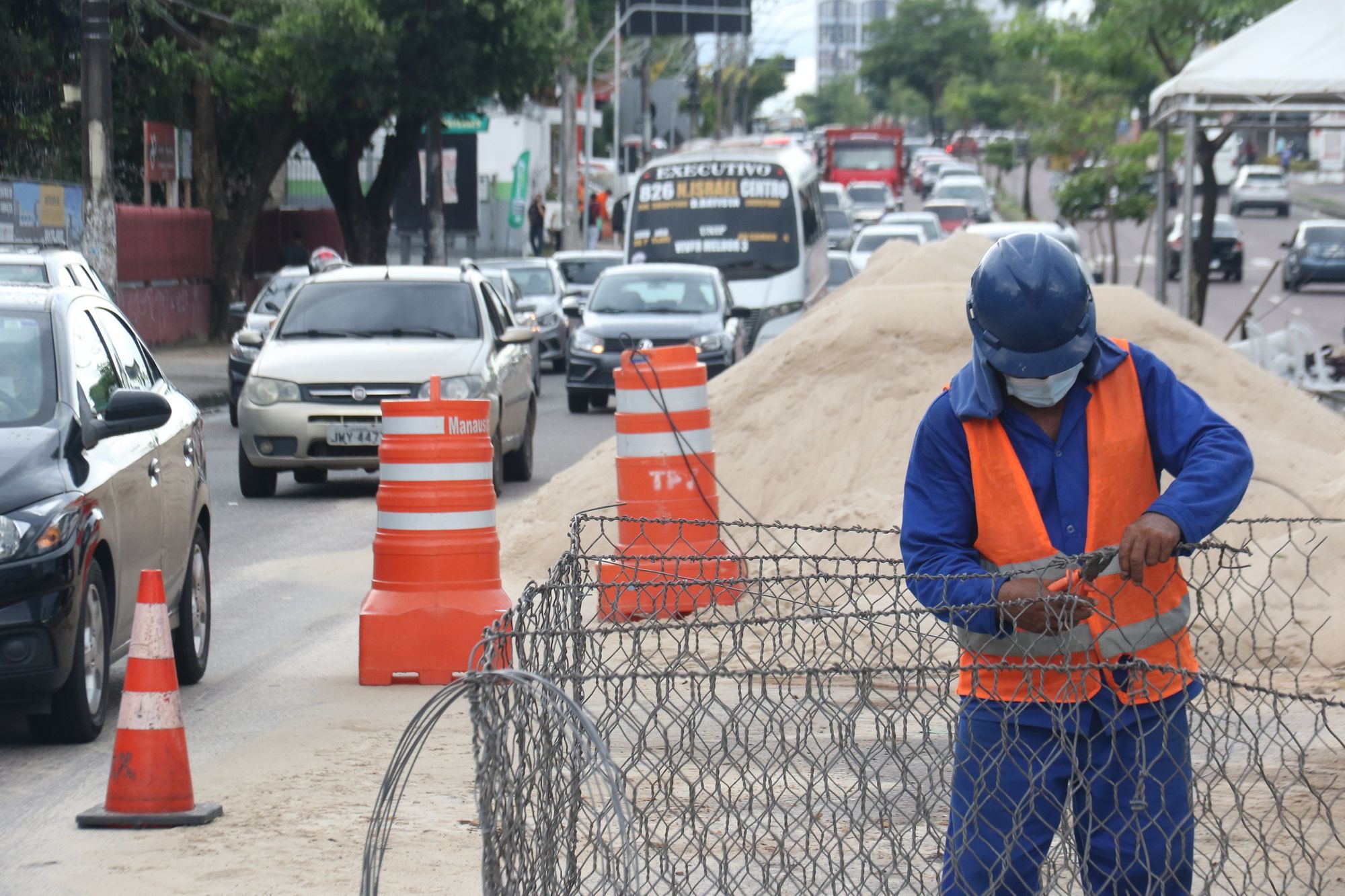 Obra de recuperação de trecho da Djalma Batista chega a 80% de conclusão