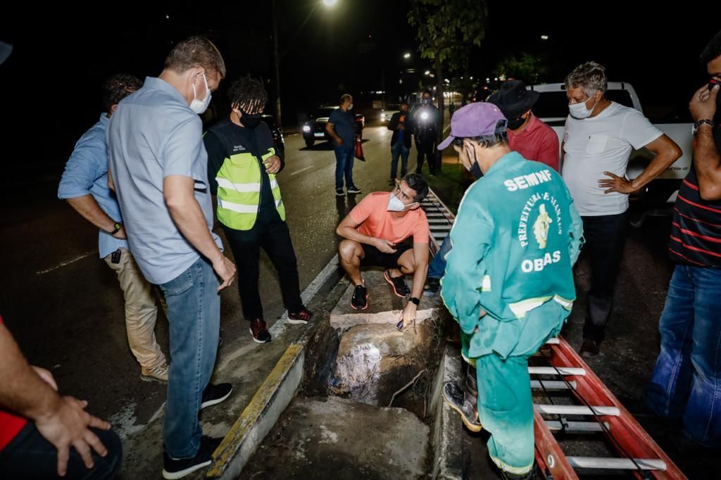 Prefeitura interdita trecho da Djalma Batista