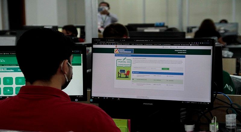 Prefeitura garante 78 bolsas de graduação com a Faculdade Estácio