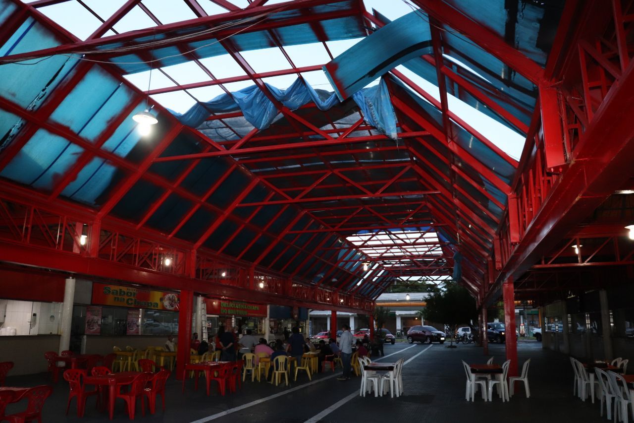 Praça do Dom Pedro recebe serviços de revitalização