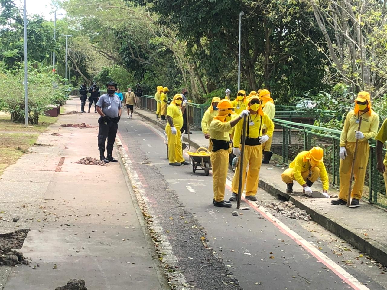 Detentos trabalham em obras de revitalização do Passeio do Mindu