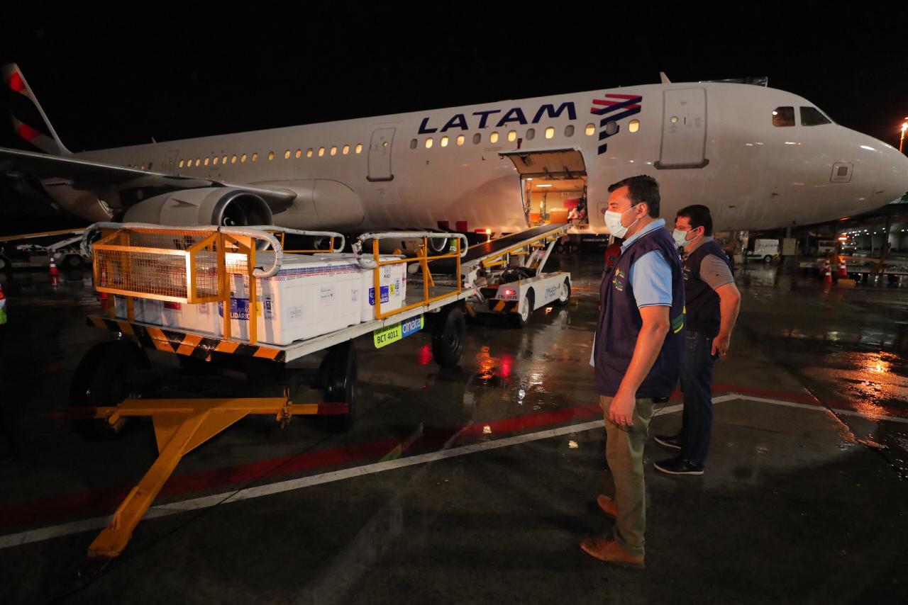 Amazonas recebe mais 62,8 mil doses de vacina contra a Covid-19