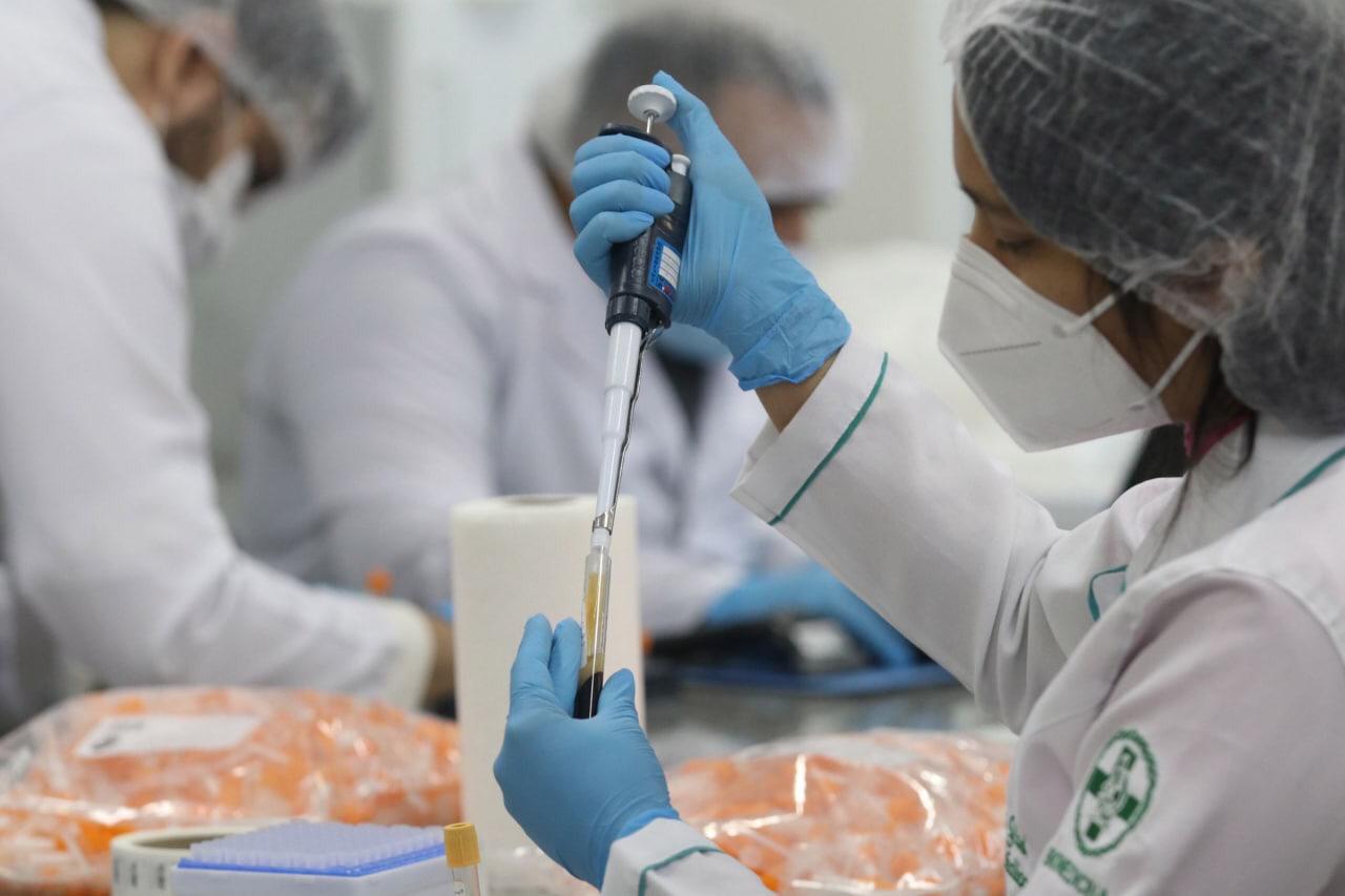 Amazonas inicia estudo CovacManaus com aplicação de vacinas em servidores de segurança e educação