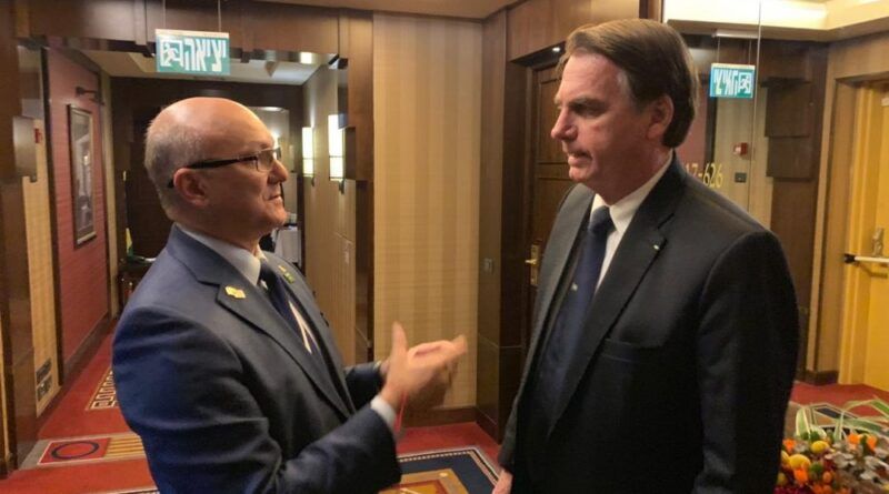 Após encontro com membros da Direita, Menezes testa positivo para Covid-19