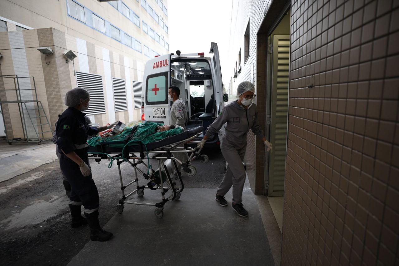 Amazonas recebe mais três pacientes com Covid-19 vindos do Acre durante a ‘Operação Gratidão’