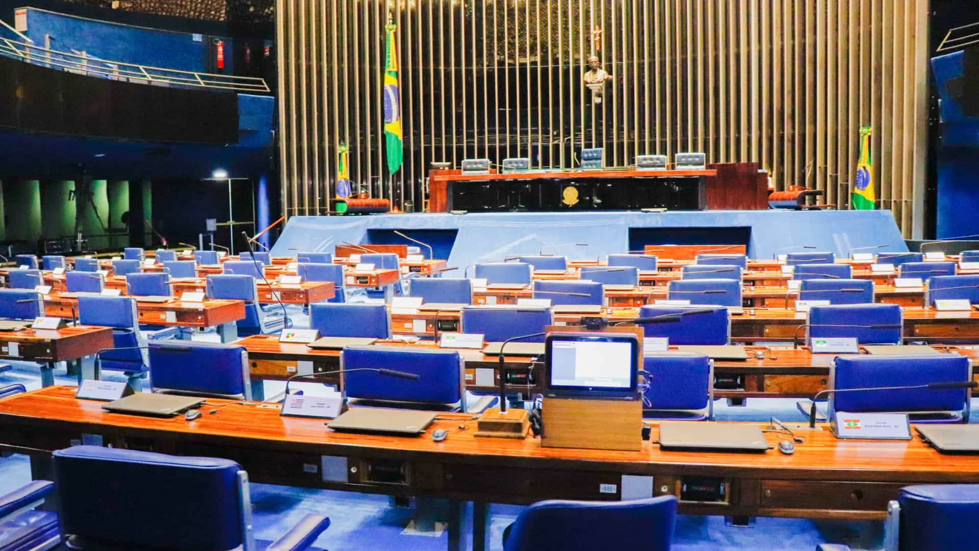 Senado adia votação do 2º turno da PEC do auxílio para esta quinta-feira