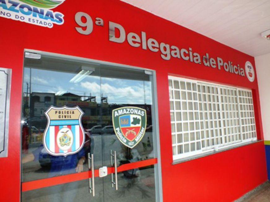 Criminosos trancam funcionários de loja em banheiro durante assalto