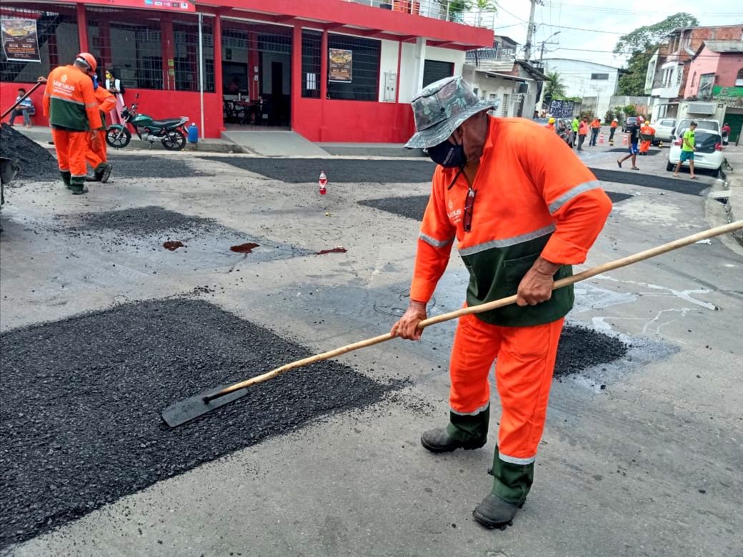 David fiscaliza mutirão de infraestrutura no bairro Alvorada