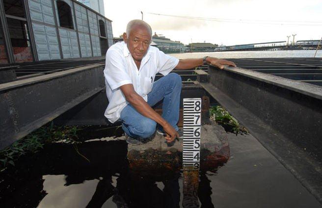 Rio Negro se aproxima de 29 metros em Manaus