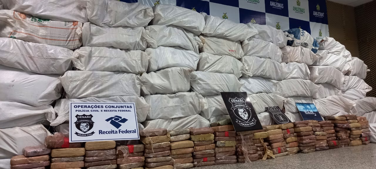Polícia Civil do Amazonas apreende duas toneladas de maconha do tipo skunk no interior do estado
