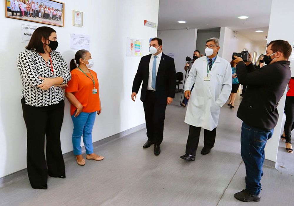 Roberto Cidade visita Centro Médico da Aleam e promete investimentos