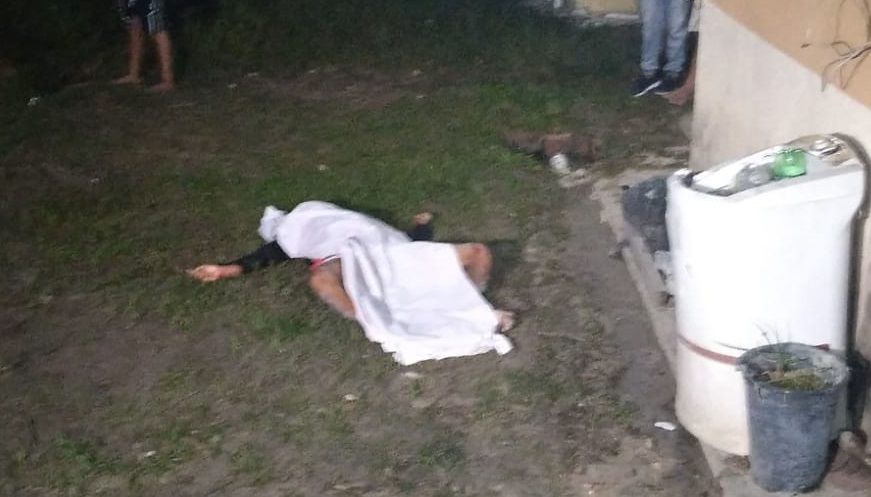 Homem é morto com facadas no peito na zona norte de Manaus