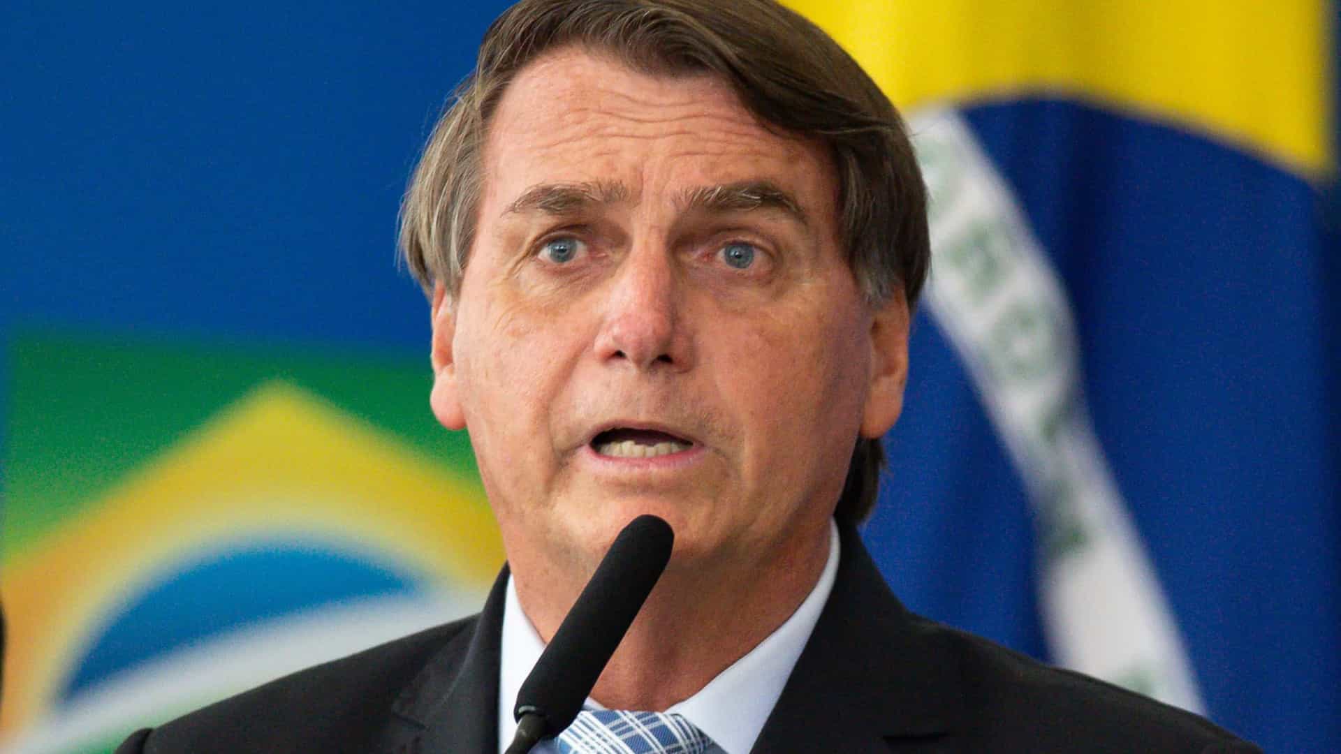 Povo 'merece sofrer' caso decida votar em Lula, diz Bolsonaro