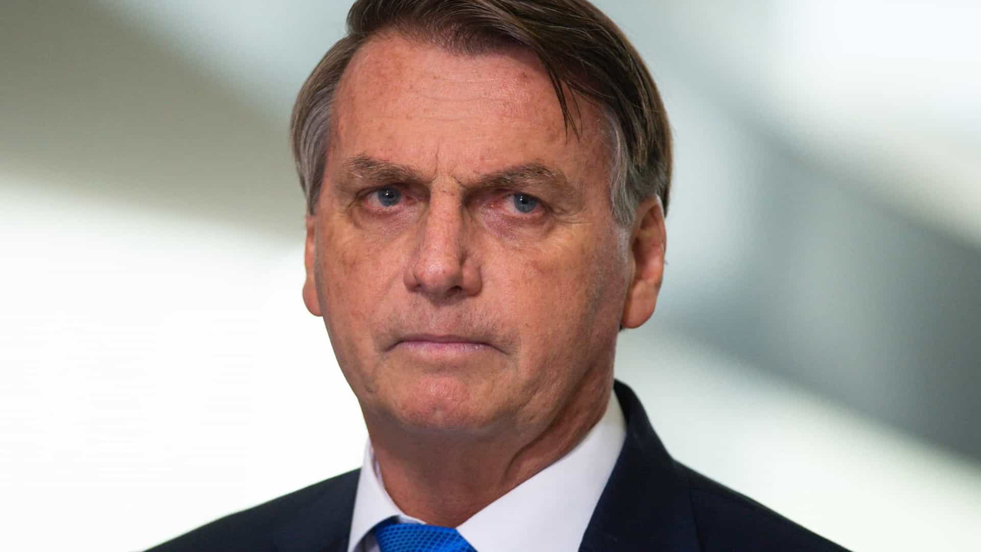 'Se Lula voltar pelo voto direto, auditável, tudo bem', diz Bolsonaro