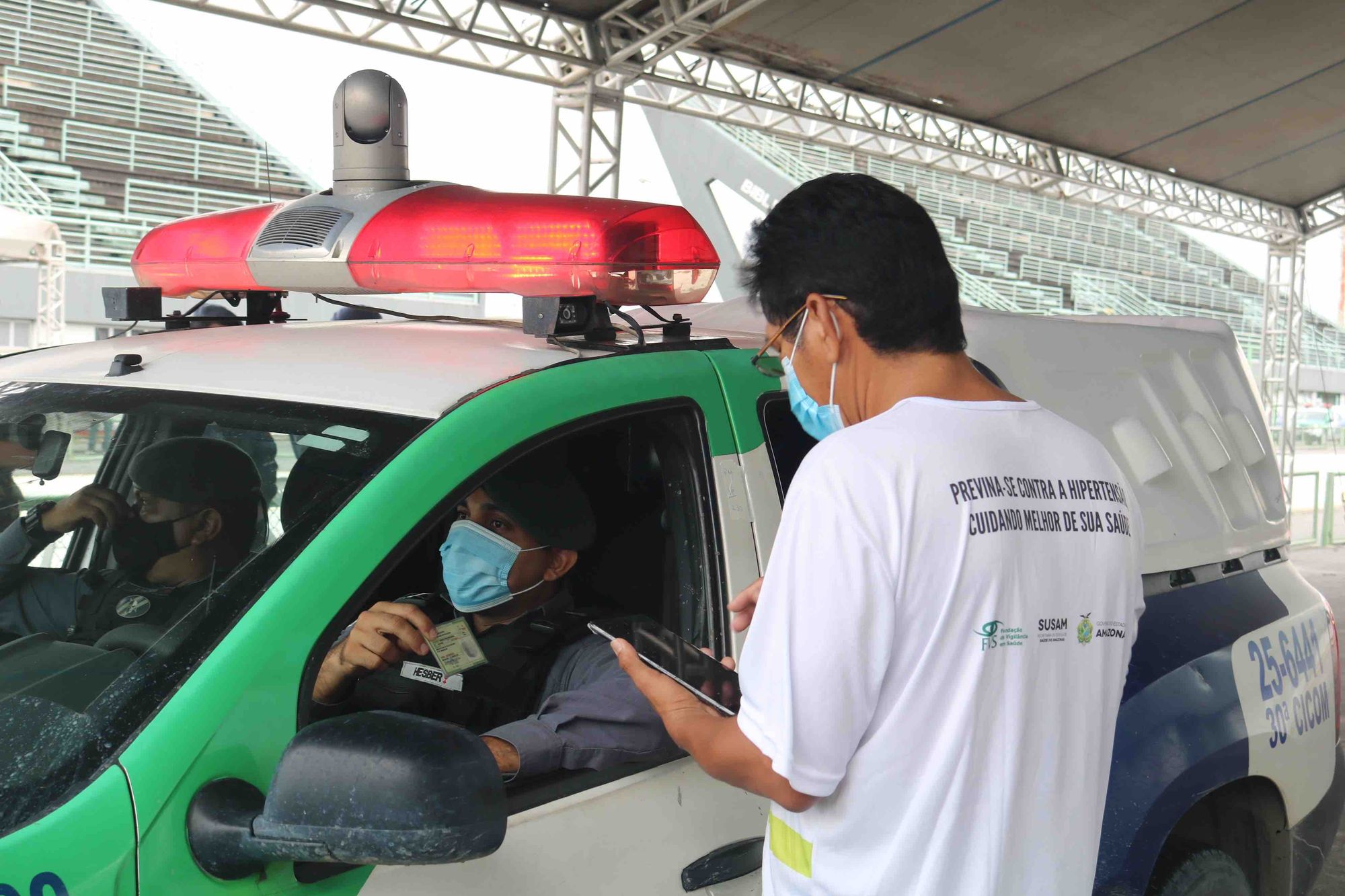 Começa aplicação de segunda dose da vacina contra Covid-19 para servidores da segurança pública