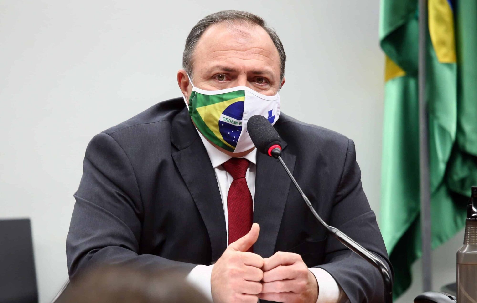 Governo monta operação para blindar Pazuello na CPI da Covid