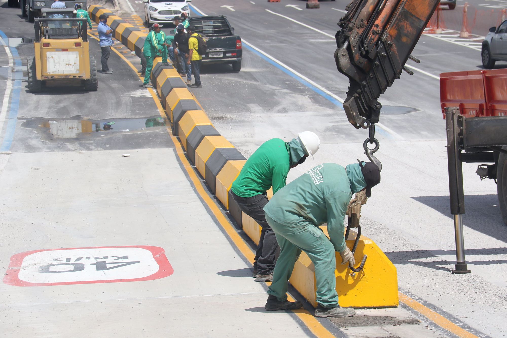 Obras de adequação do viaduto do Manoa são retomadas