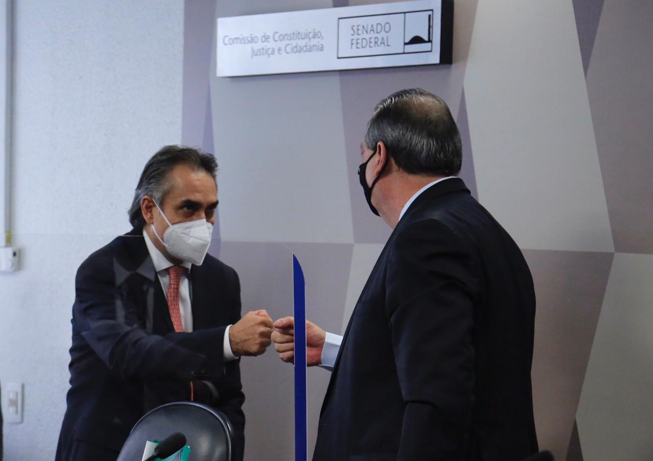 Maio de 2020 foi quando a Pfizer entrou em contato com Governo Bolsonaro pela 1ª vez