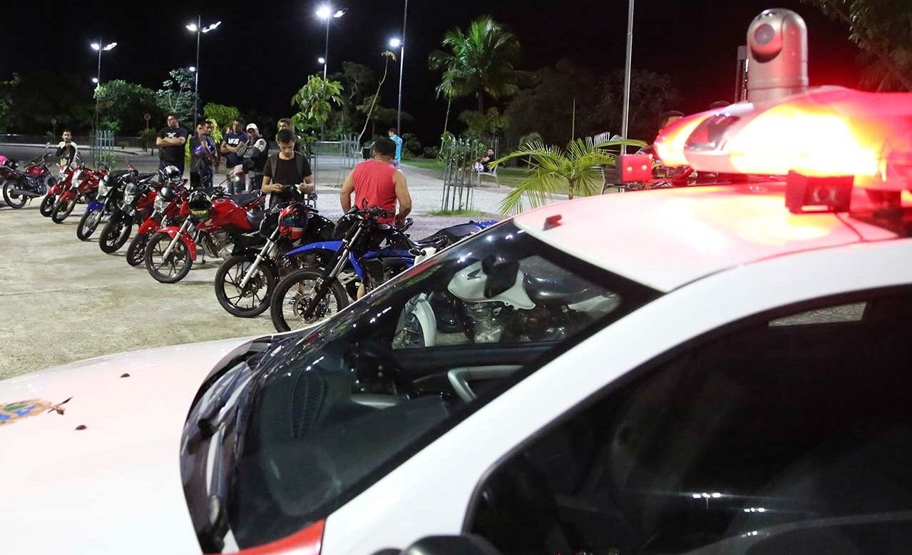 Oito veículos com restrição de roubo são recuperados pela Polícia Militar em Manaus