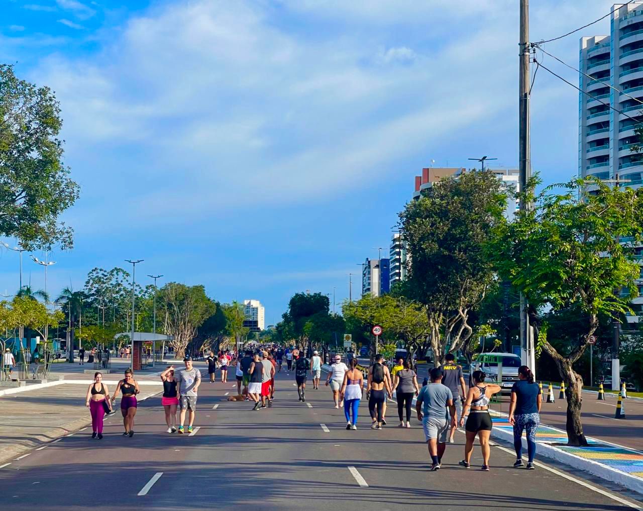 Governo Federal recebe alertas e já teme terceira onda