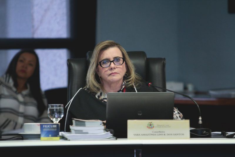 TCE-AM suspende dois contratos milionários de Coari