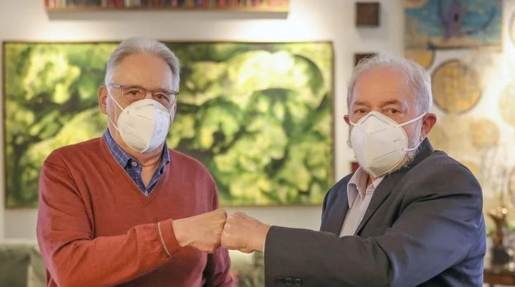 Lula e FHC almoçam juntos em SP e demonstram aproximação política