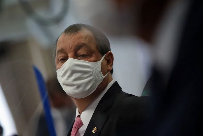 CPI da Covid: “Se ele mentir, sairá algemado de lá”, diz Omar Aziz sobre Pazuello