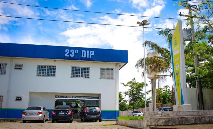 Homem tenta matar homossexual durante encontro amoroso em Manaus