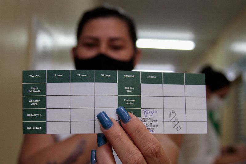 Manaus vacinou mais de 10 mil pessoas em quatro horas de mutirão