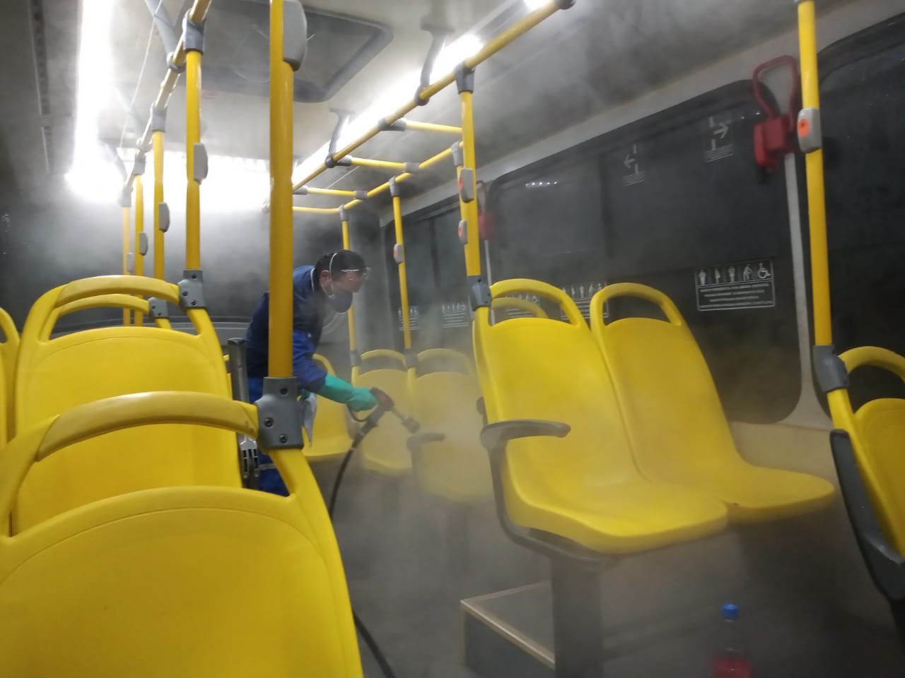 Manaus intensifica vistorias nas garagens de ônibus para combater Covid-19
