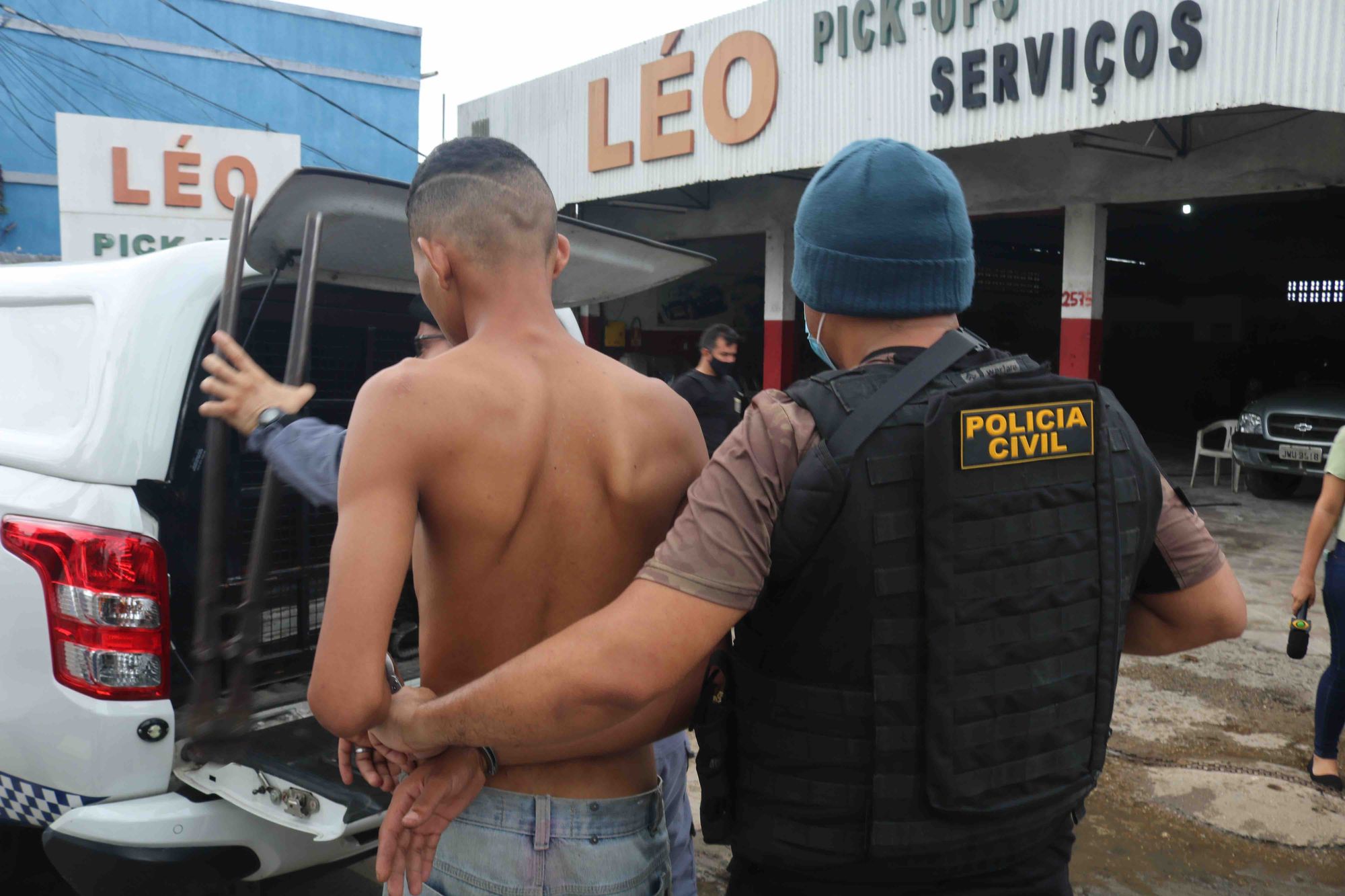 Operação ‘Mão de Ferro’ prende 15 pessoas em bairros da zona oeste e sul de Manaus