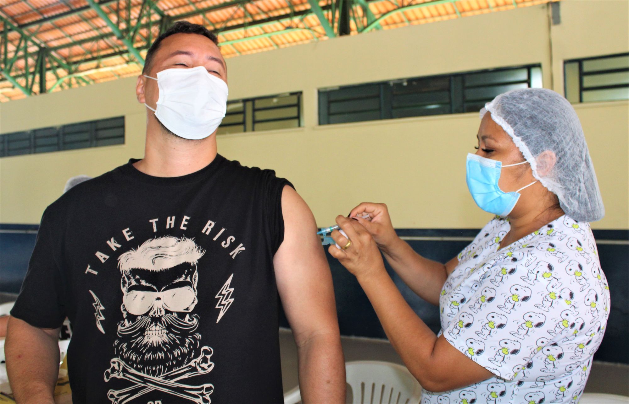 Manaus começa a vacinar pessoas de 39 anos, nascidas de janeiro a junho, nesta quinta-feira