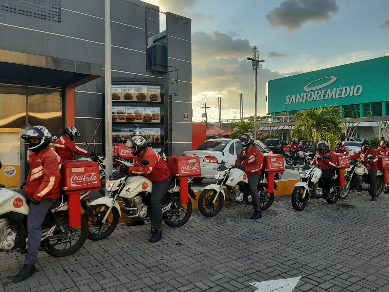 Coca-Cola sem Açúcar faz pré-lançamento em Manaus