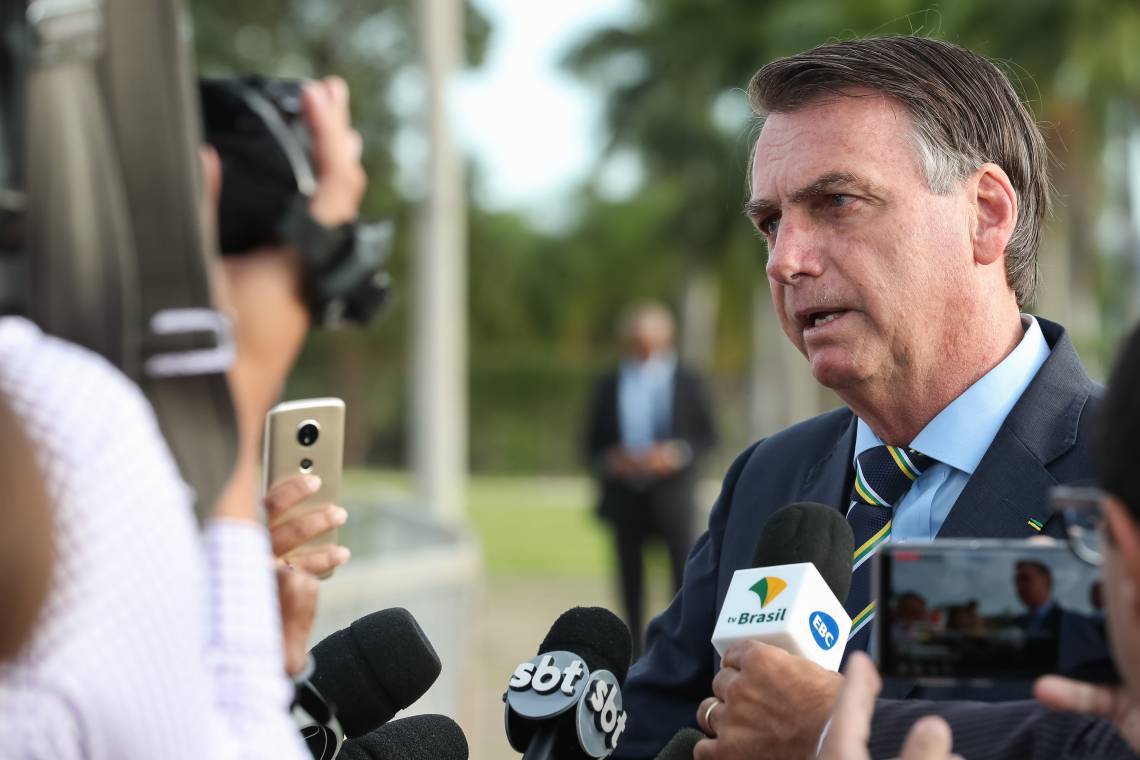 Bolsonaro tem 15 dias para provar fraude nas eleições de 2018, decide TSE