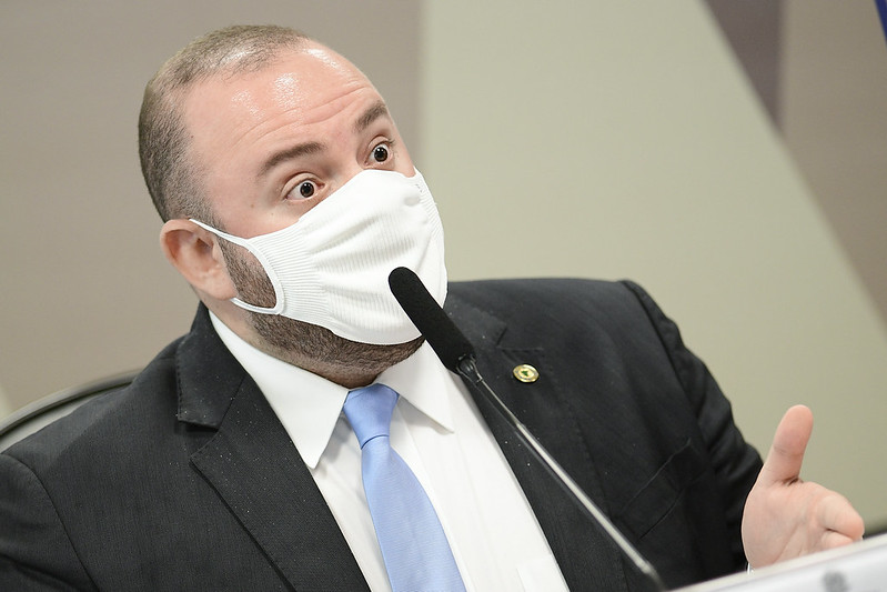 Dito & Feito - Fausto Jr. é 'trucidado' na CPI e deixa colegas de 'cabelos em pé'