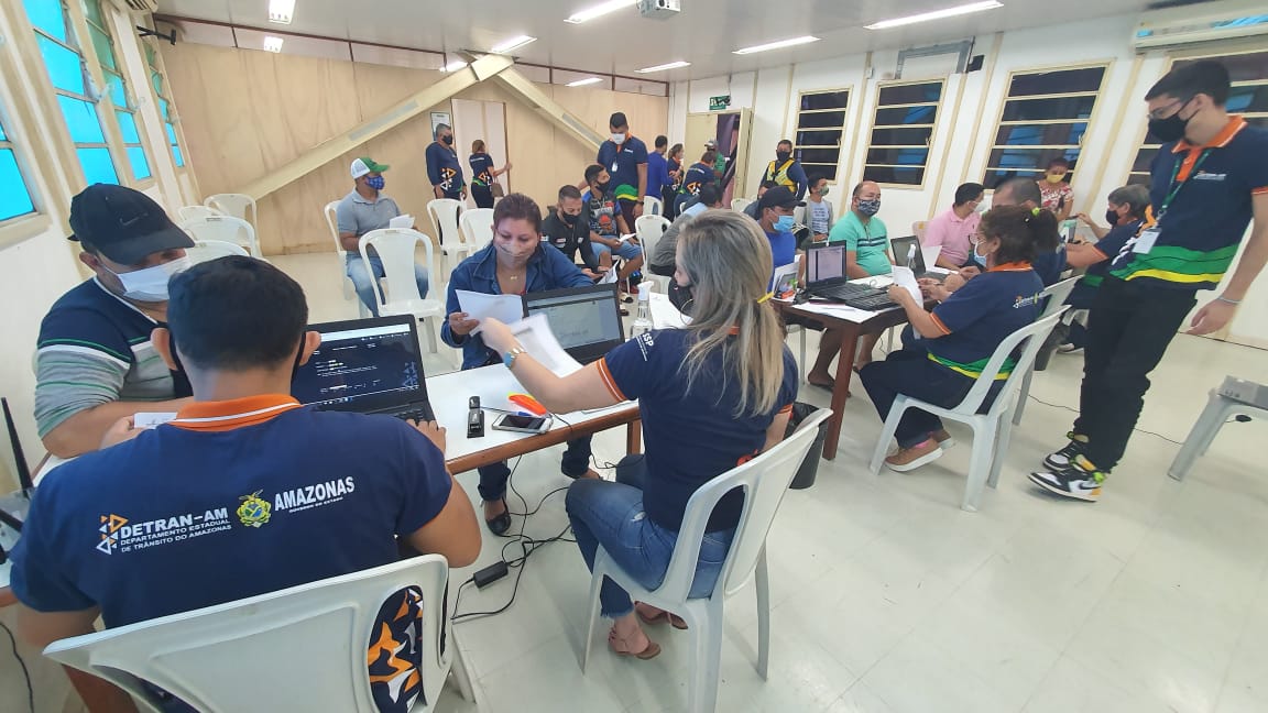 Mutirão do Detran-AM em Parintins atende mais de 600 pessoas