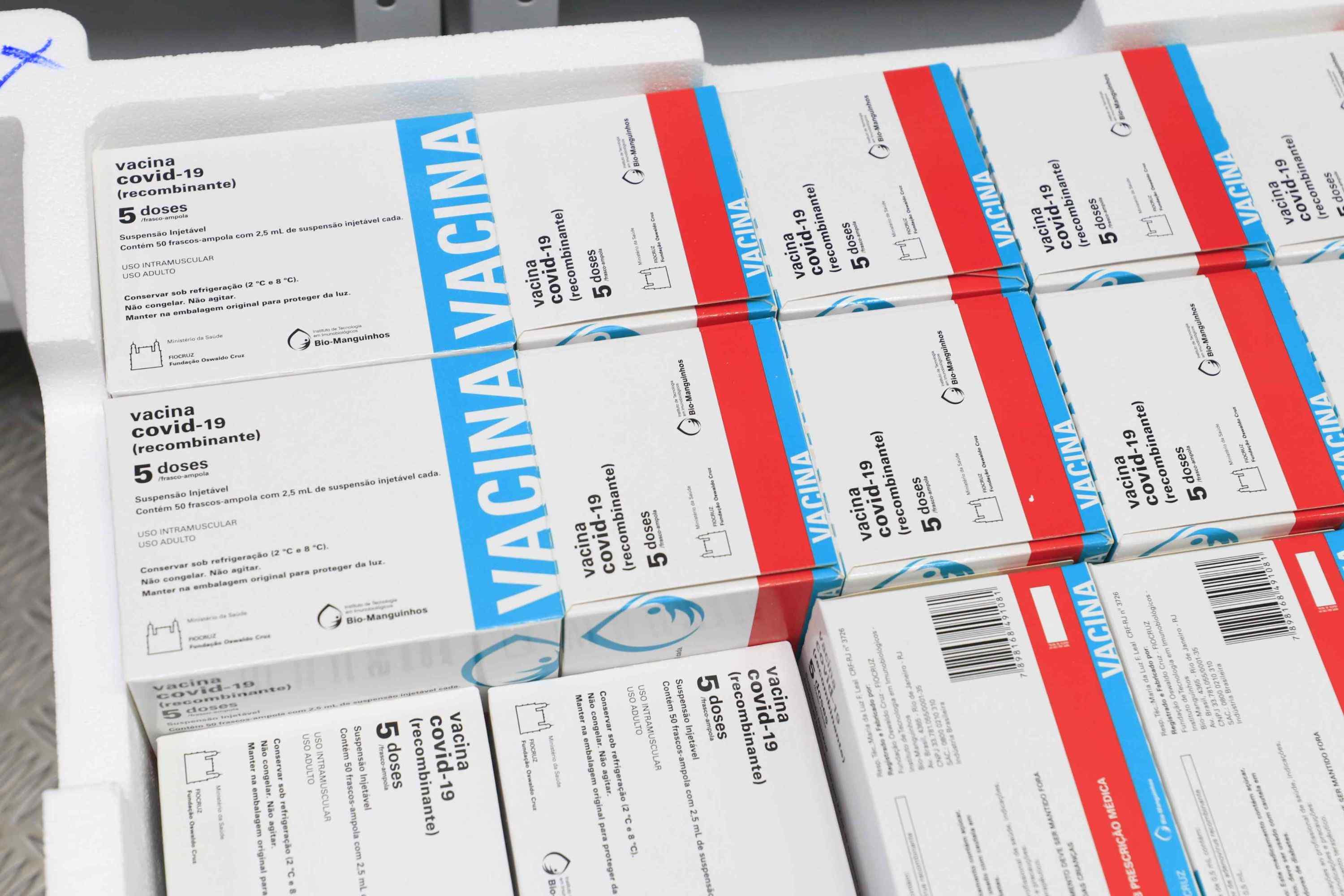 Amazonas recebe mais 63 mil doses de vacina contra a Covid-19