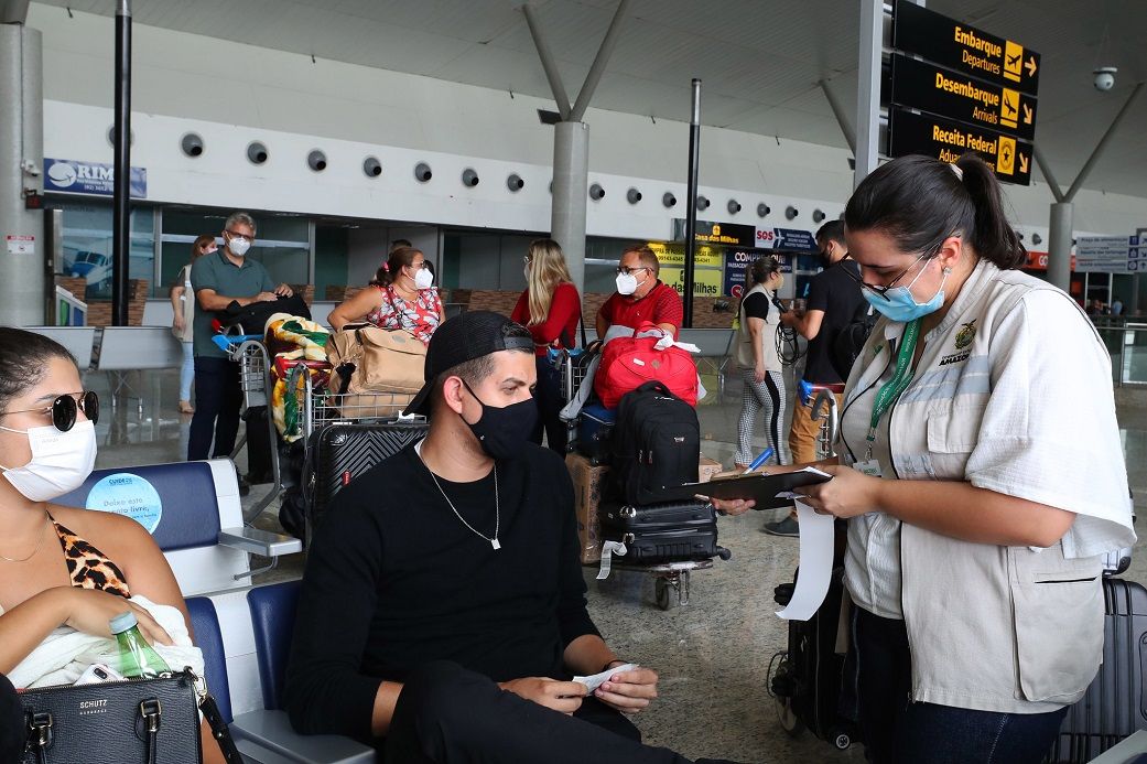 Mais de 8,9 mil passageiros que desembarcam em Manaus já foram testados