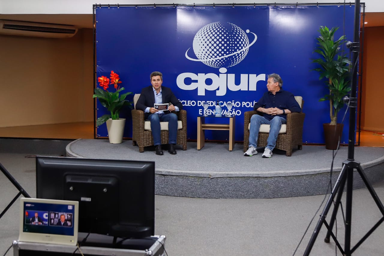 Com avanço da vacinação, economia já mostra sinais de recuperação, dizem Arthur Virgílio e Dória