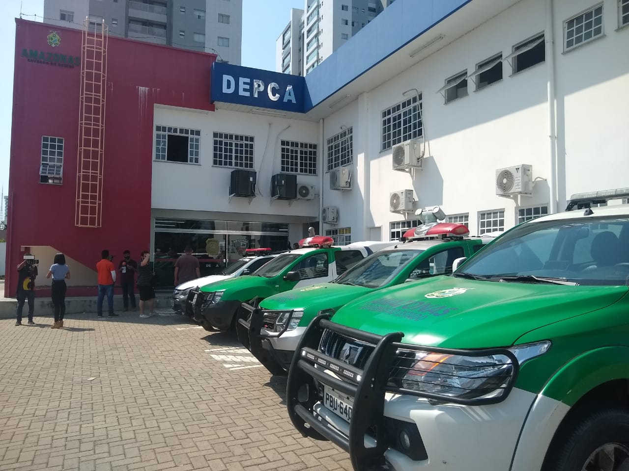 Homem é preso por descumprir medida protetiva e estuprar a filha