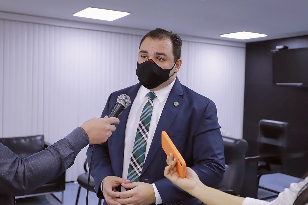 PL de Roberto Cidade garante troca gratuita de hidrômetro furtado