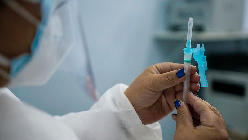 Mais de 150 mil estão com 2ª dose atrasada no Amazonas